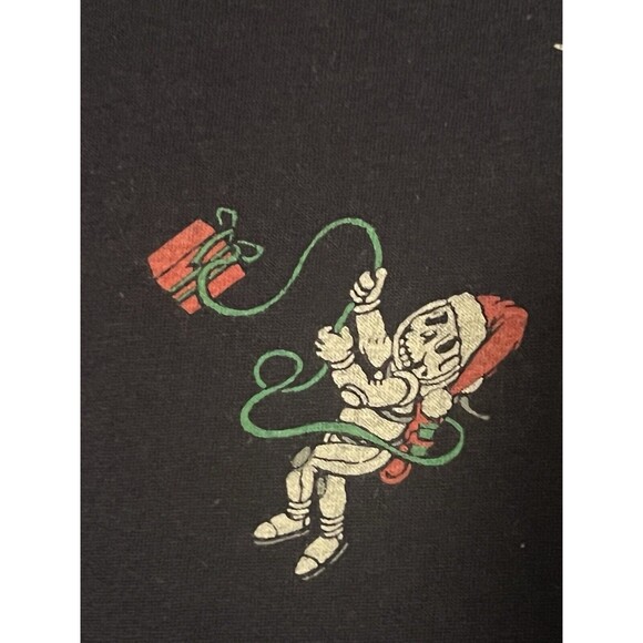 Eighty Eight Mens T-Shirt Blue Santa Claus Aliens Stealing Christmas Size Medium - Picture 3 of 8